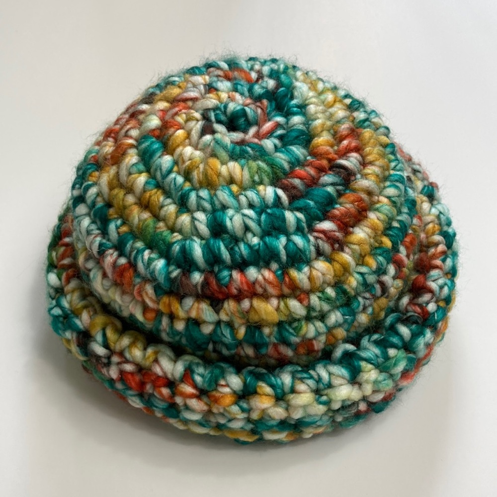 Handmade with love multi color crocheted beanie NWOT 🔅🫶🏼💓